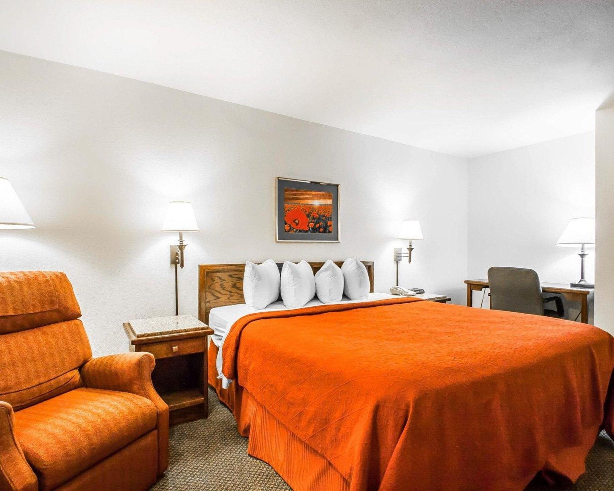 Quality Inn & Suites North Springfield Zewnętrze zdjęcie