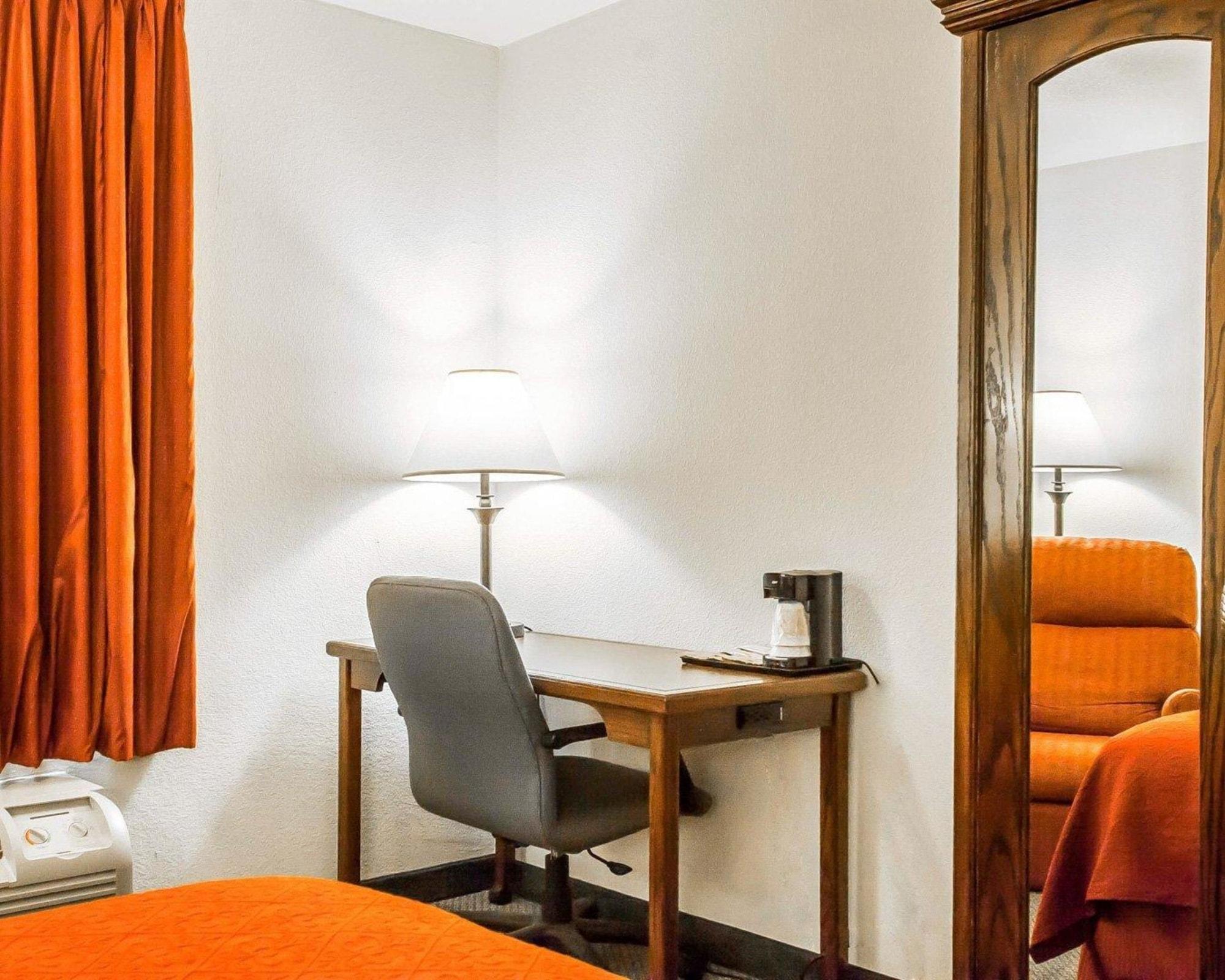 Quality Inn & Suites North Springfield Zewnętrze zdjęcie