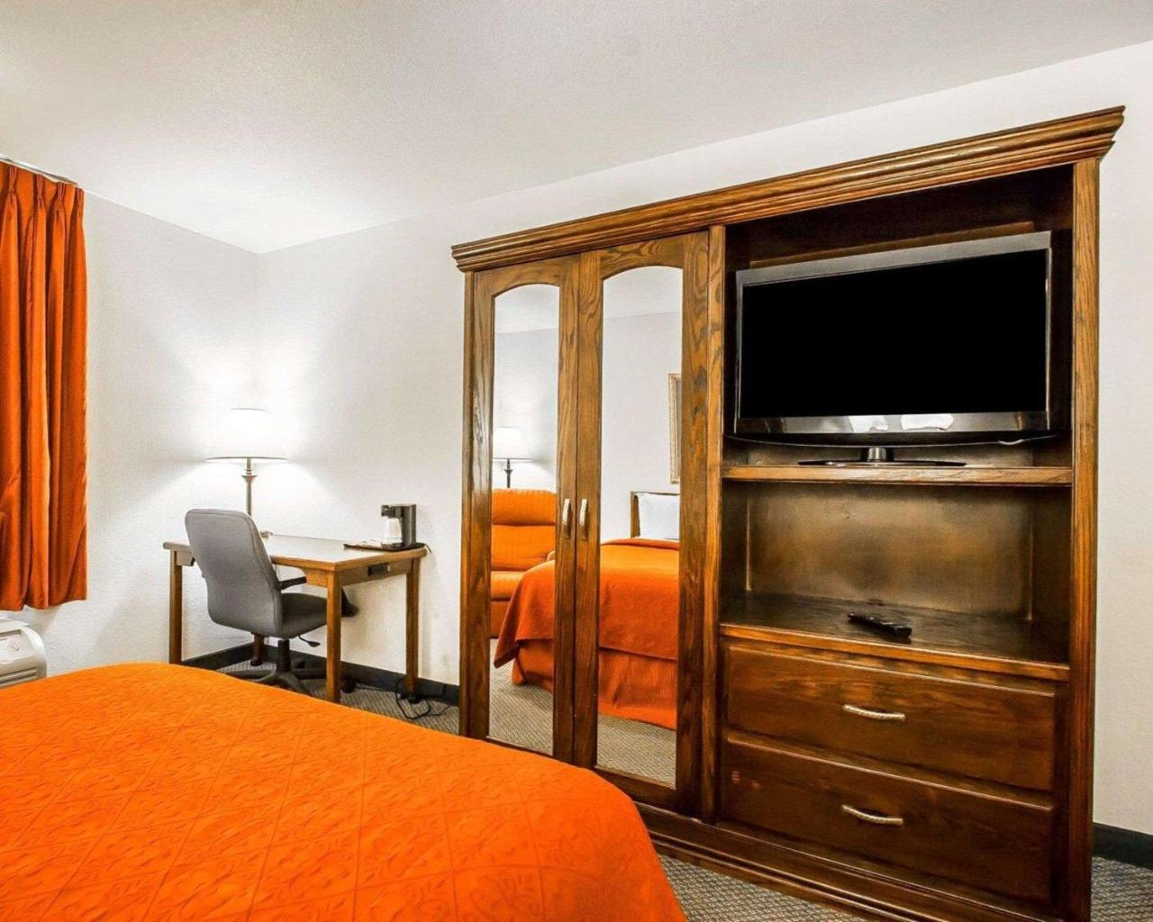 Quality Inn & Suites North Springfield Zewnętrze zdjęcie