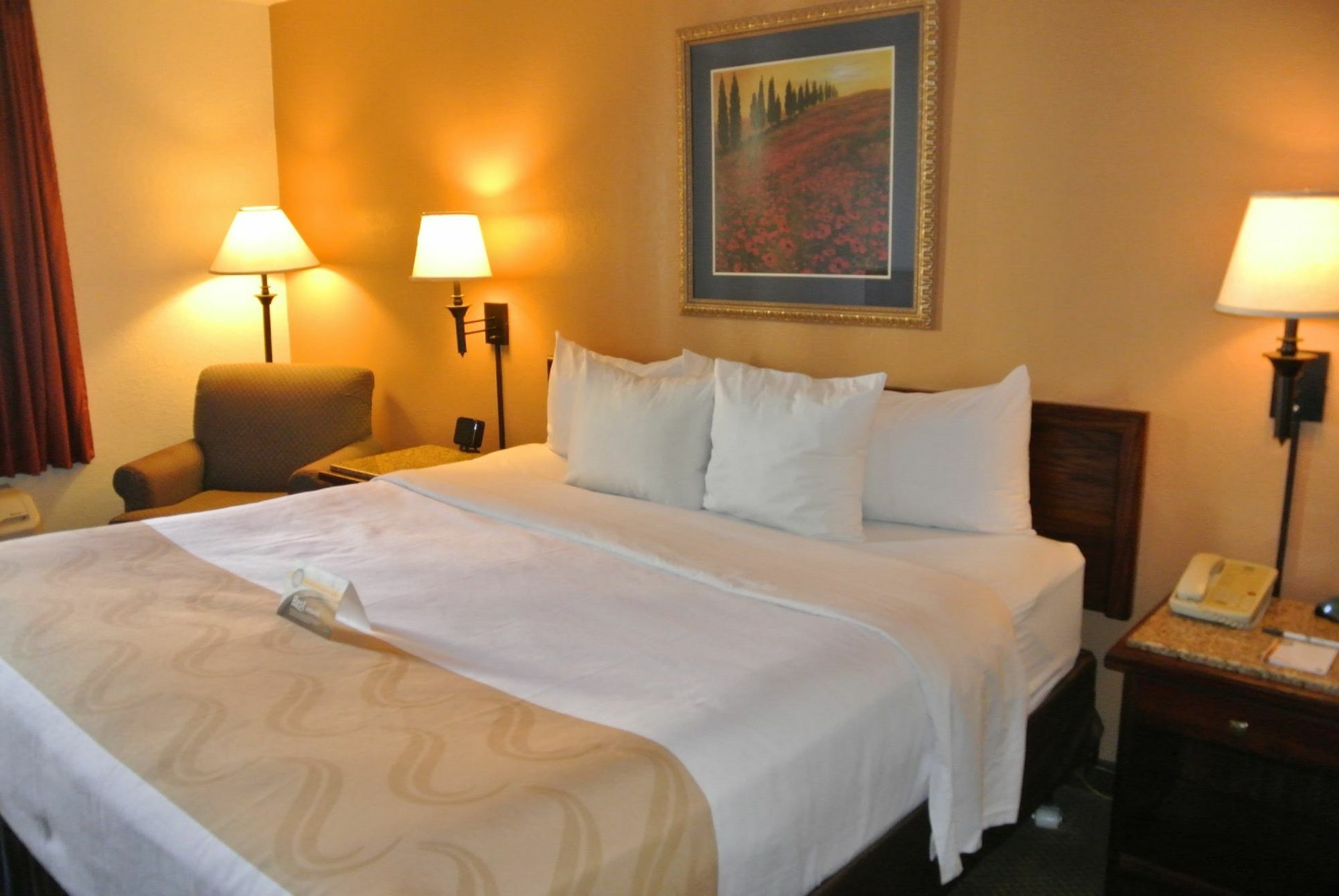 Quality Inn & Suites North Springfield Zewnętrze zdjęcie