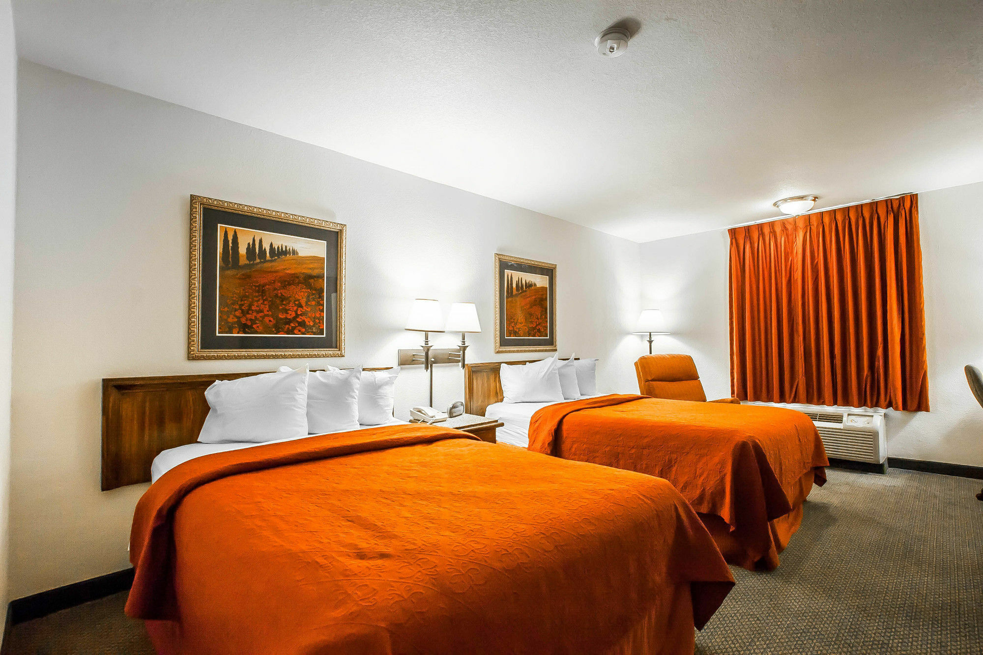 Quality Inn & Suites North Springfield Zewnętrze zdjęcie
