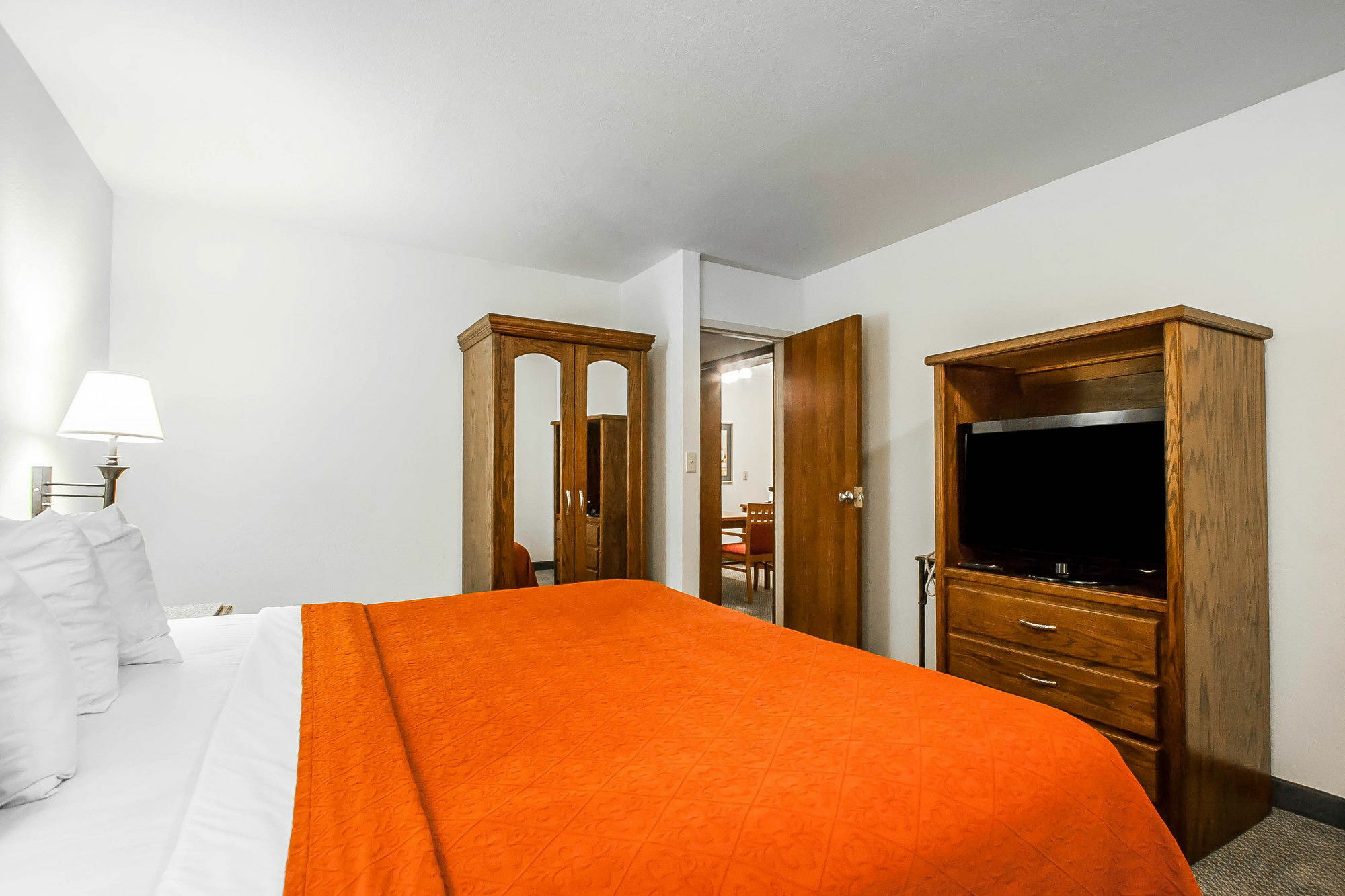 Quality Inn & Suites North Springfield Zewnętrze zdjęcie